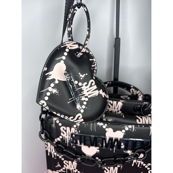 Viral Halloween Steve Madden Bevelyn Dripping Bleeding Hearts HandBag - Picture 2 of 4